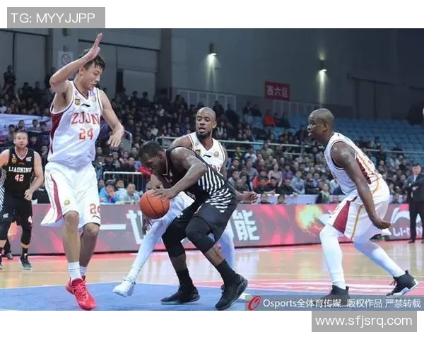 风暴球场：胜利之路