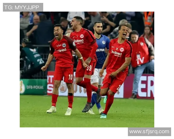 斯图加特逼平不来梅，争夺欧战资格激烈角逐加剧